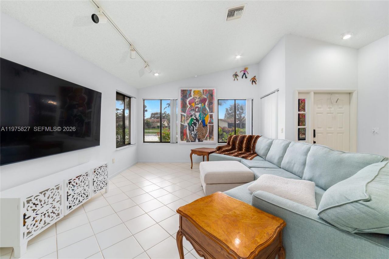 3010 NW 12th St, Unit D, Delray Beach, FL 33445 Photo