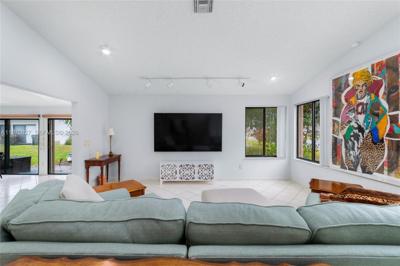 3010 NW 12th St, Unit D, Delray Beach, FL 33445 Photo