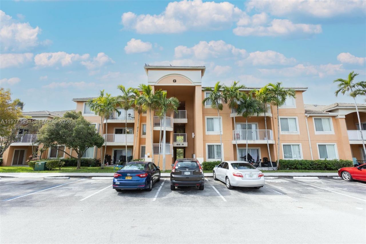 6976 SW 39th St , Unit G204, Davie, FL 33314 Photo