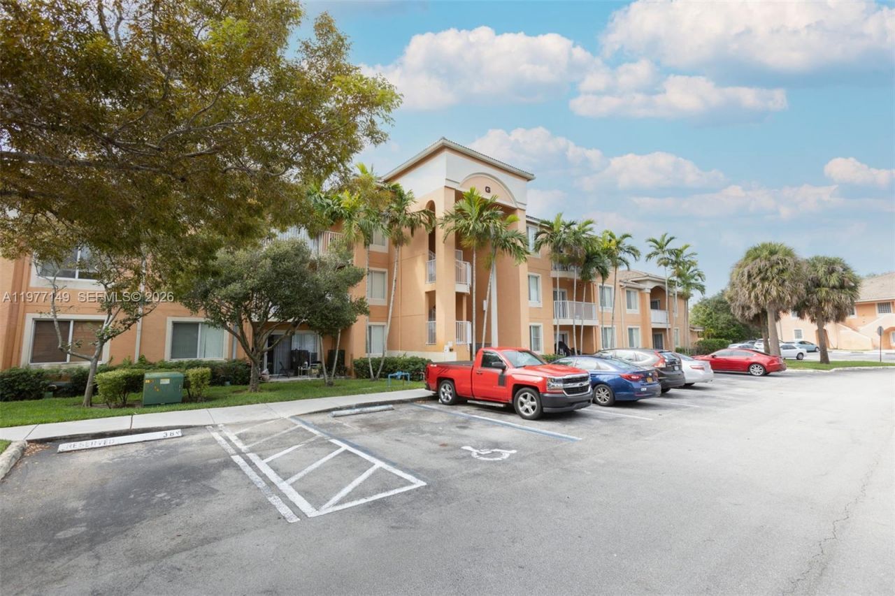 6976 SW 39th St , Unit G204, Davie, FL 33314 Photo