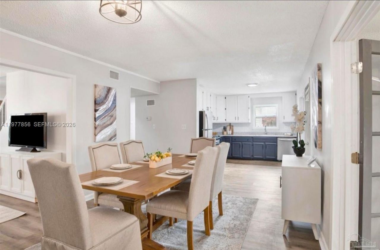 3525 Brookshire Dr, Pensacola, FL 32504 Photo