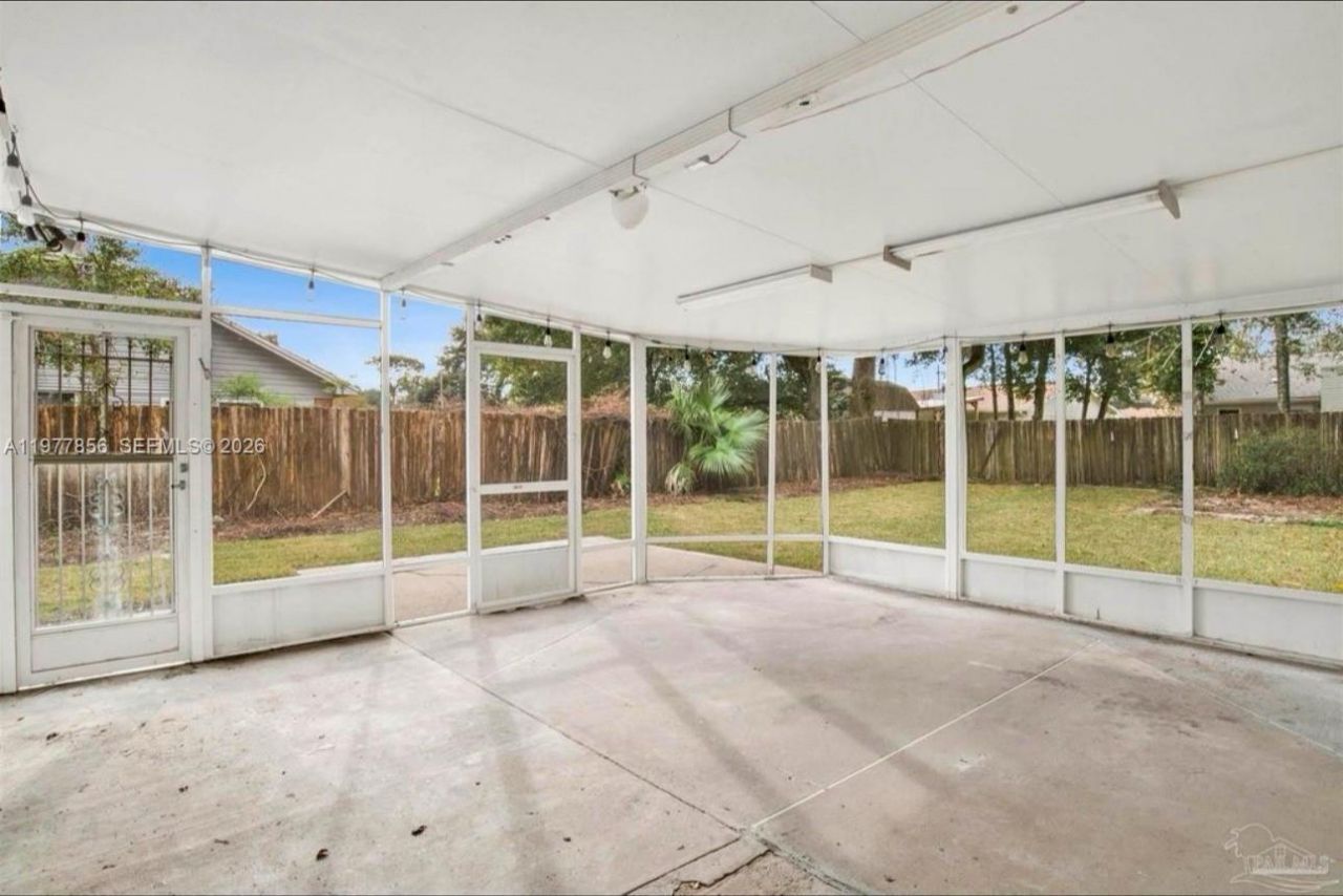 3525 Brookshire Dr, Pensacola, FL 32504 Photo