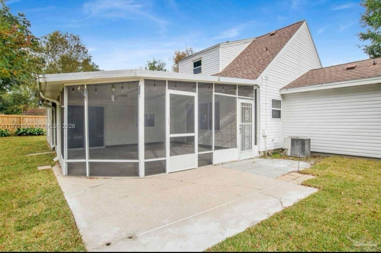 3525 Brookshire Dr, Pensacola, FL 32504 Photo