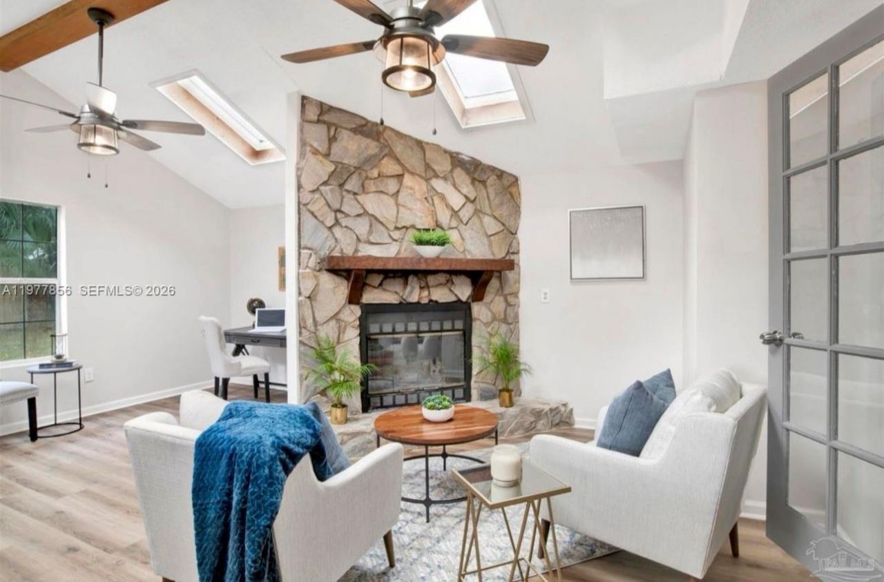 3525 Brookshire Dr, Pensacola, FL 32504 Photo