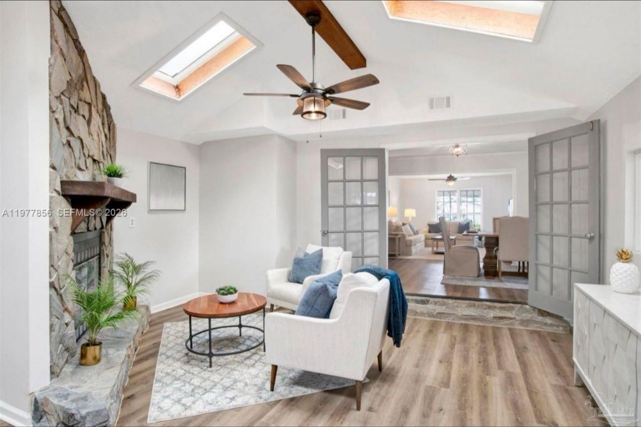 3525 Brookshire Dr, Pensacola, FL 32504 Photo