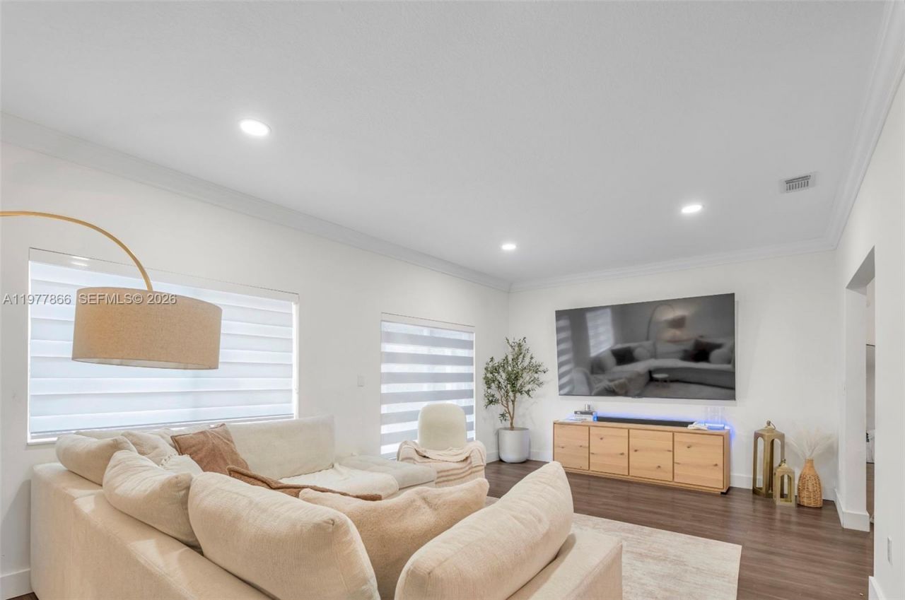 14486 SW 158th Pl, Miami, FL 33196 Photo