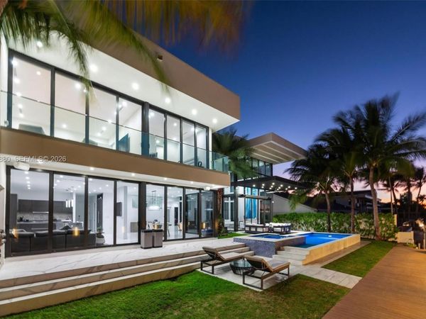 3367 NE 168th St , Unit __, North Miami Beach, FL 33160