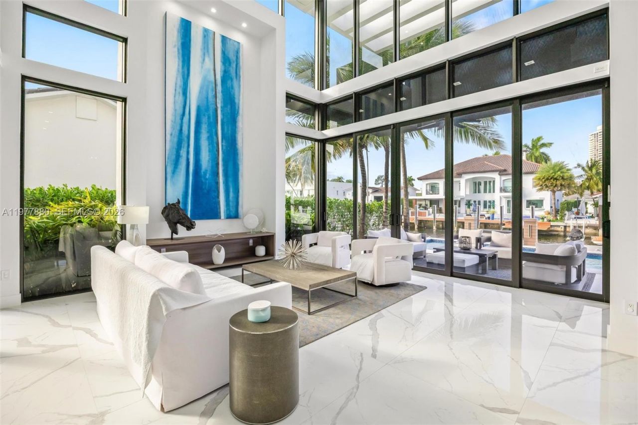 3367 NE 168th St, Unit __, North Miami Beach, FL 33160 Photo