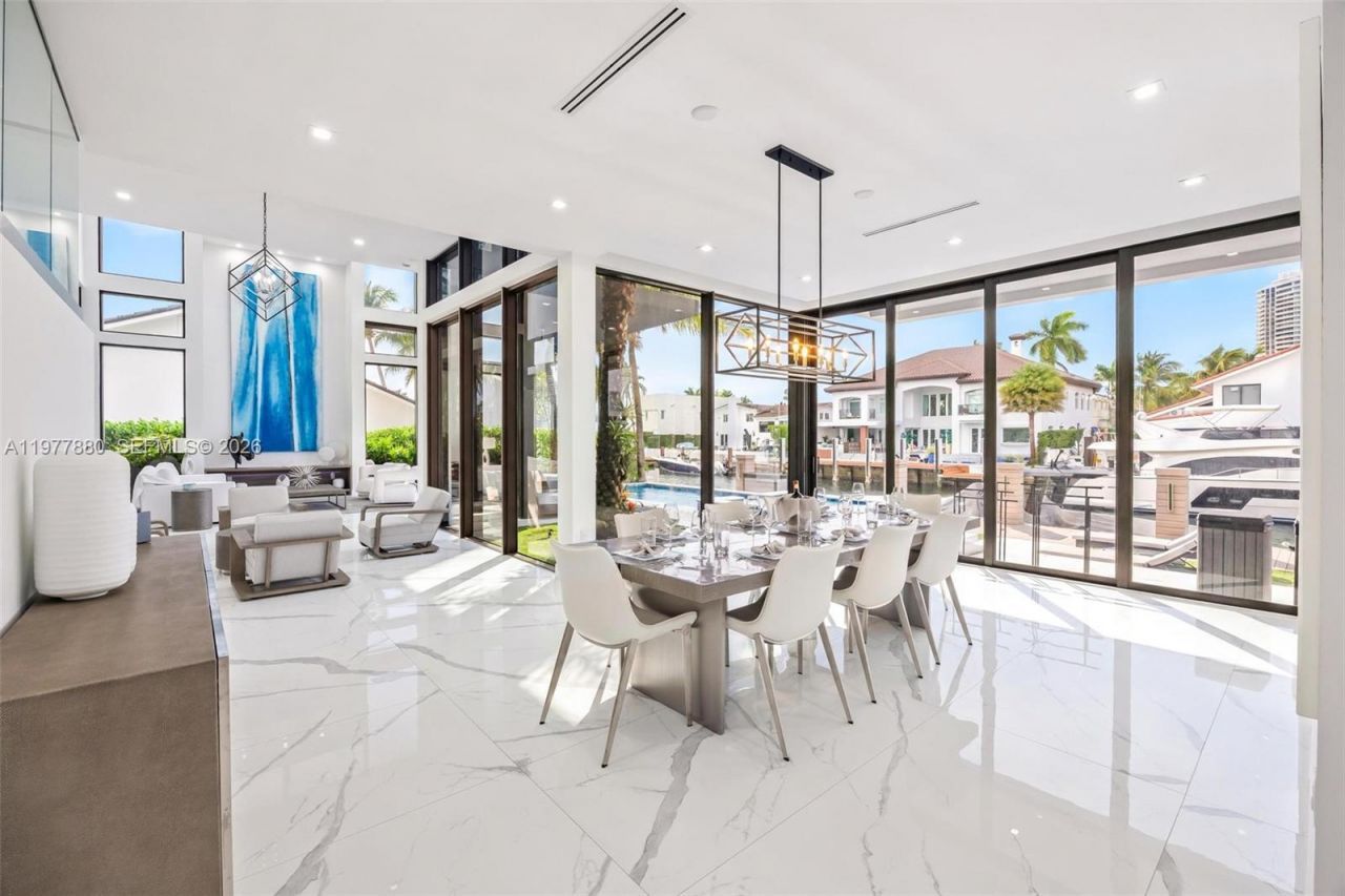 3367 NE 168th St, Unit __, North Miami Beach, FL 33160 Photo