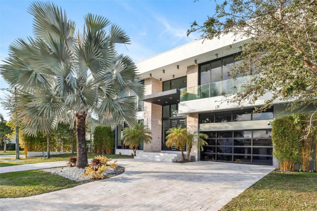3367 NE 168th St, Unit __, North Miami Beach, FL 33160 Photo