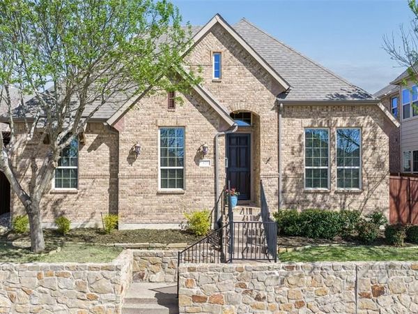 425 Adventurous Shield Drive, Lewisville, TX 75056