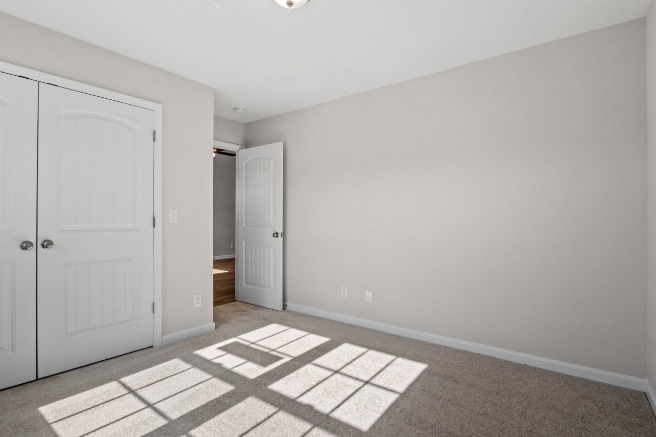 14 Bennington Ct Photo 13