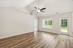 34 Bennington Ct photo 4