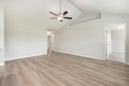 34 Bennington Ct photo 4