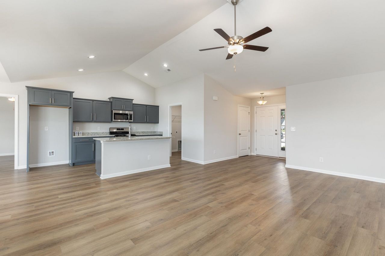 24 Bennington Ct Photo 5