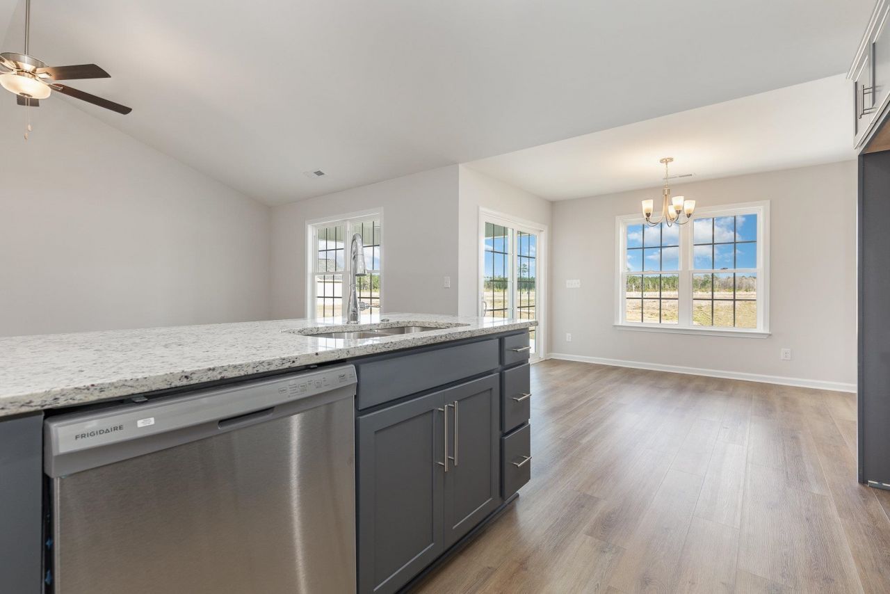 24 Bennington Ct Photo 8