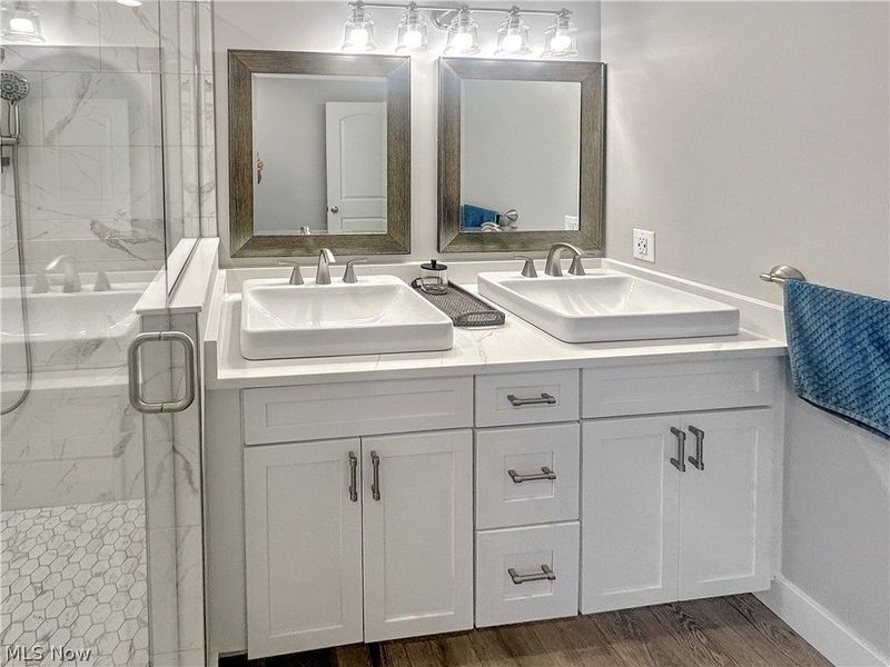 5500 Courtland Court, Cleveland, OH 44102 Photo 12