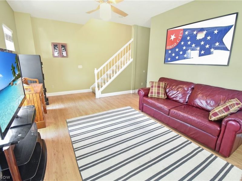 5500 Courtland Court, Cleveland, OH 44102 Photo 3