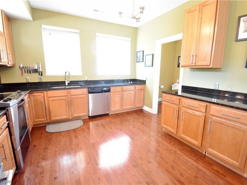 5500 Courtland Court, Cleveland, OH 44102 Photo 9