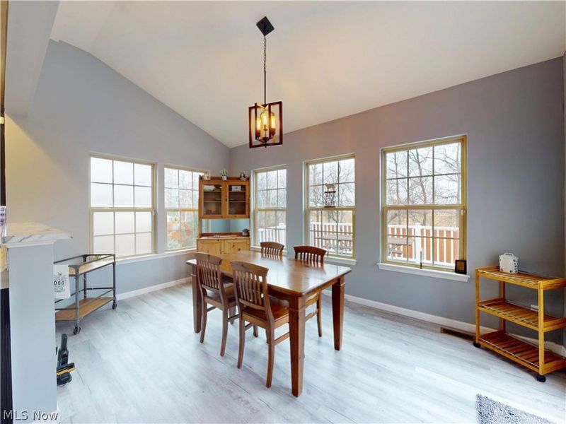 518 N Ashwood Lane, Painesville, OH 44077 Photo 12