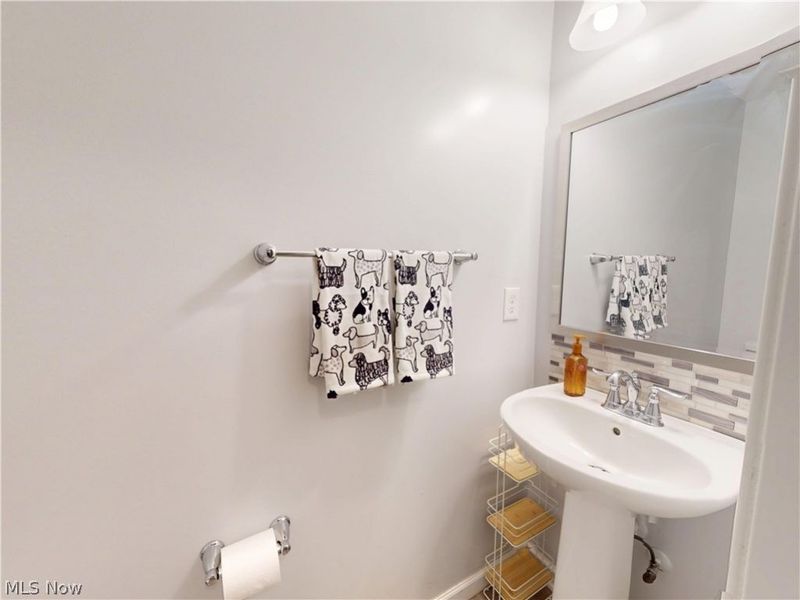 518 N Ashwood Lane, Painesville, OH 44077 Photo 15