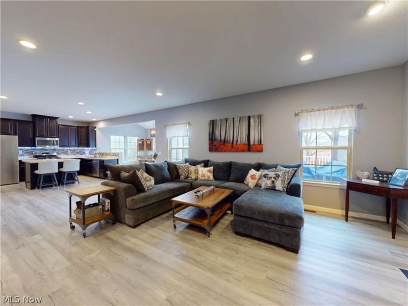 518 N Ashwood Lane, Painesville, OH 44077 Photo 7