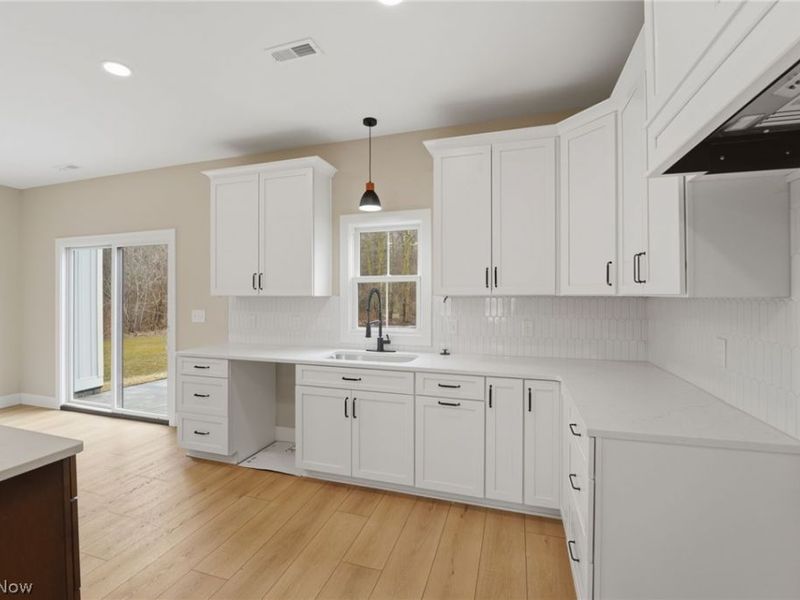 4656 Carpenter Road, Ashtabula, OH 44004 Photo 2