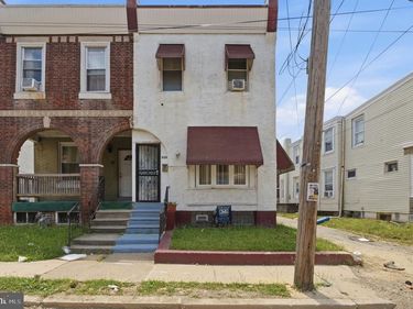 208 WALNUT STREET, DARBY, PA 19023