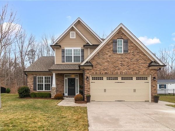2502 Redwood Hill Court, Kernersville, NC 27284