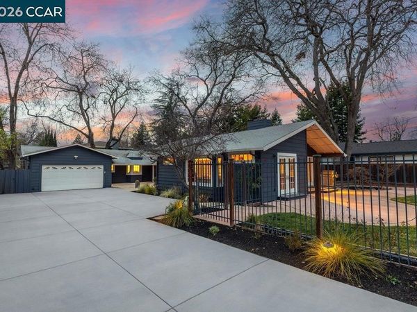 1079 W Holly Dr, Walnut Creek, CA 94598