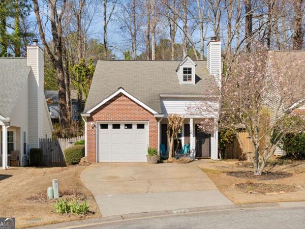 2772 Saint Charles Lane NW, Kennesaw, GA 30144