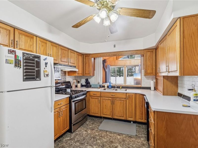 1682 Arthur Drive NW, Warren, OH 44485 Photo 17