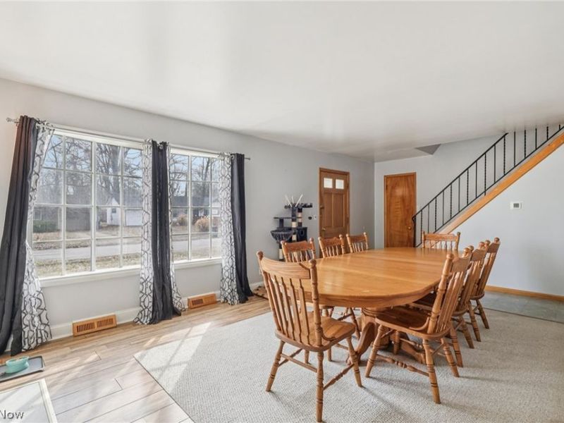 1682 Arthur Drive NW, Warren, OH 44485 Photo 9