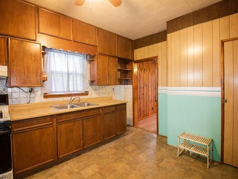 414 Ohio Street, Tiltonsville, OH 43963 Photo 7