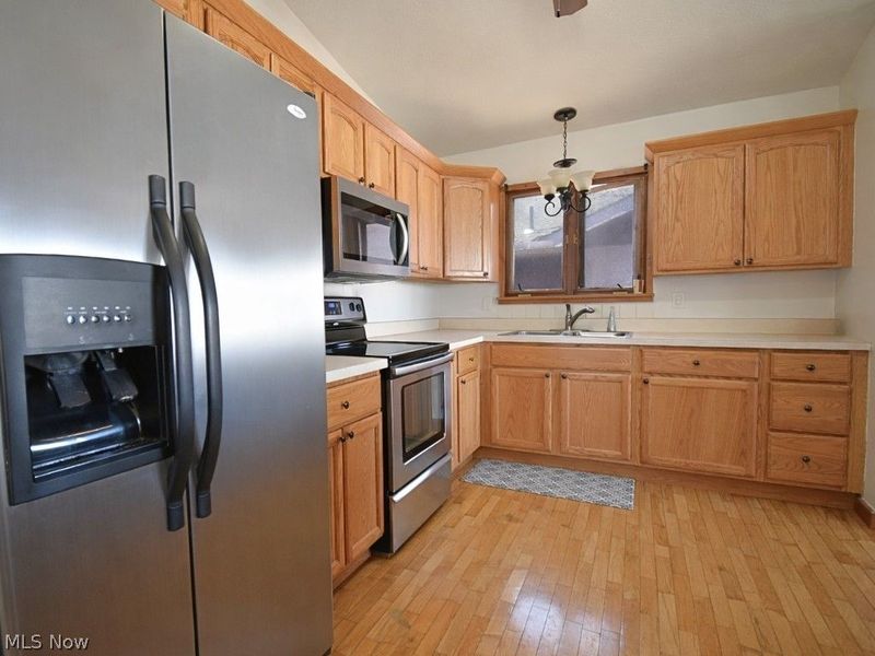 9090 Headlands Road, Mentor, OH 44060 Photo 18