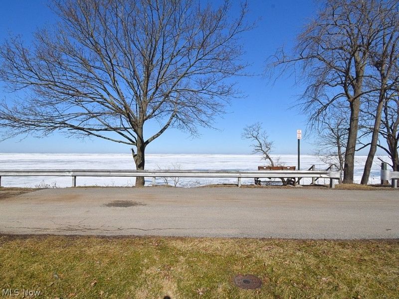 9090 Headlands Road, Mentor, OH 44060 Photo 22