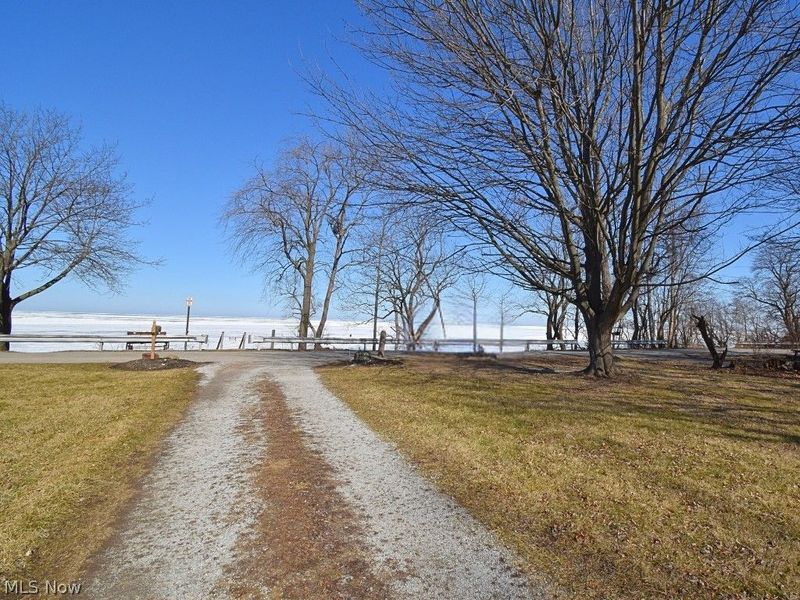 9090 Headlands Road, Mentor, OH 44060 Photo 23