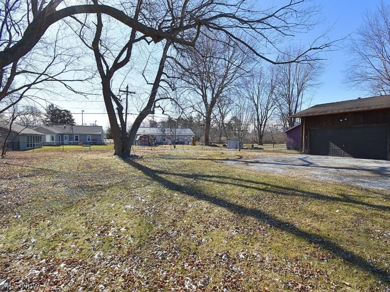 9090 Headlands Road, Mentor, OH 44060 Photo 25