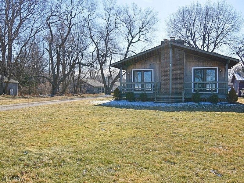 9090 Headlands Road, Mentor, OH 44060 Photo 4