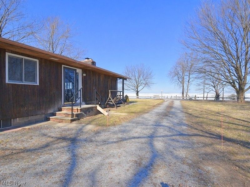 9090 Headlands Road, Mentor, OH 44060 Photo 6