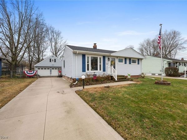 23947 Lebern Drive , North Olmsted, OH 44070