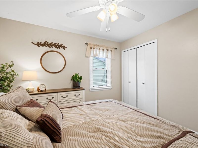 23947 Lebern Drive, North Olmsted, OH 44070 Photo 14