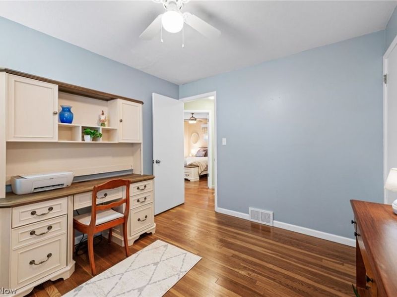 23947 Lebern Drive, North Olmsted, OH 44070 Photo 17