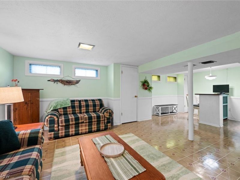 23947 Lebern Drive, North Olmsted, OH 44070 Photo 22