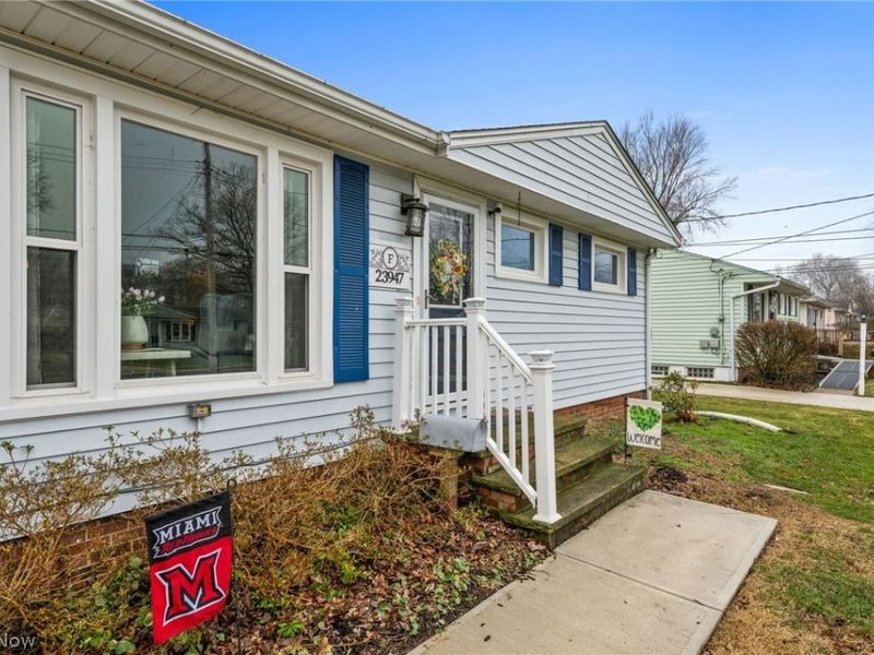 23947 Lebern Drive, North Olmsted, OH 44070 Photo 32