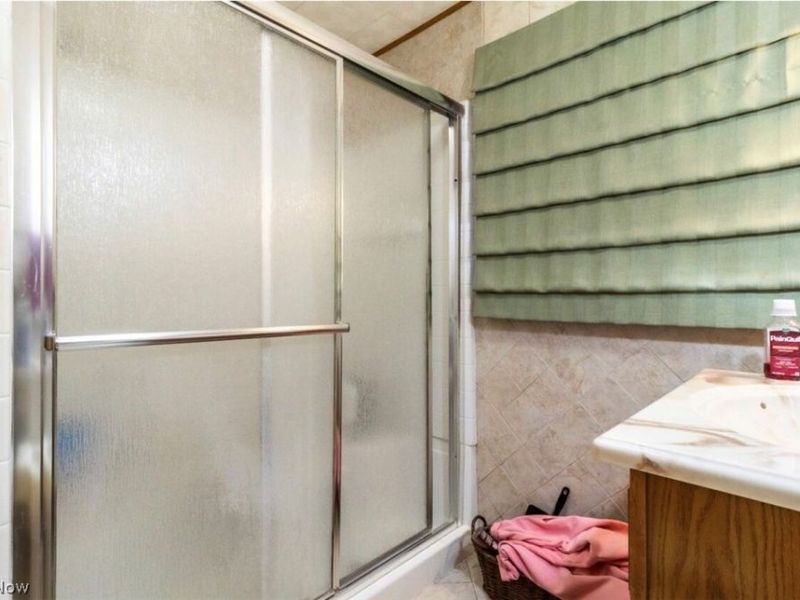 3892 Highland Avenue, Shadyside, OH 43947 Photo 10