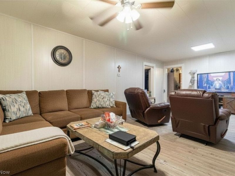 3892 Highland Avenue, Shadyside, OH 43947 Photo 5