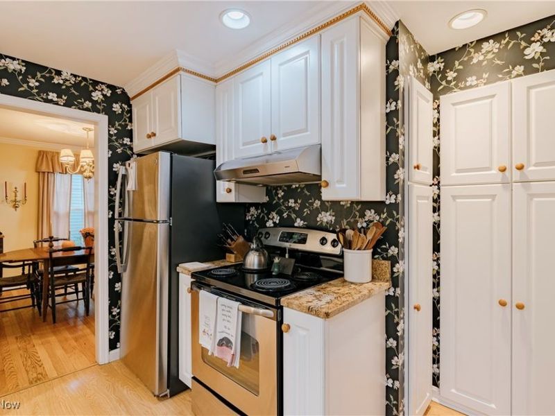 1567 S Belvoir Boulevard, South Euclid, OH 44121 Photo 12