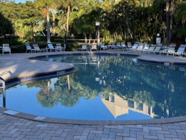 600 Egret Circle, Unit 7305, Delray Beach, FL 33444