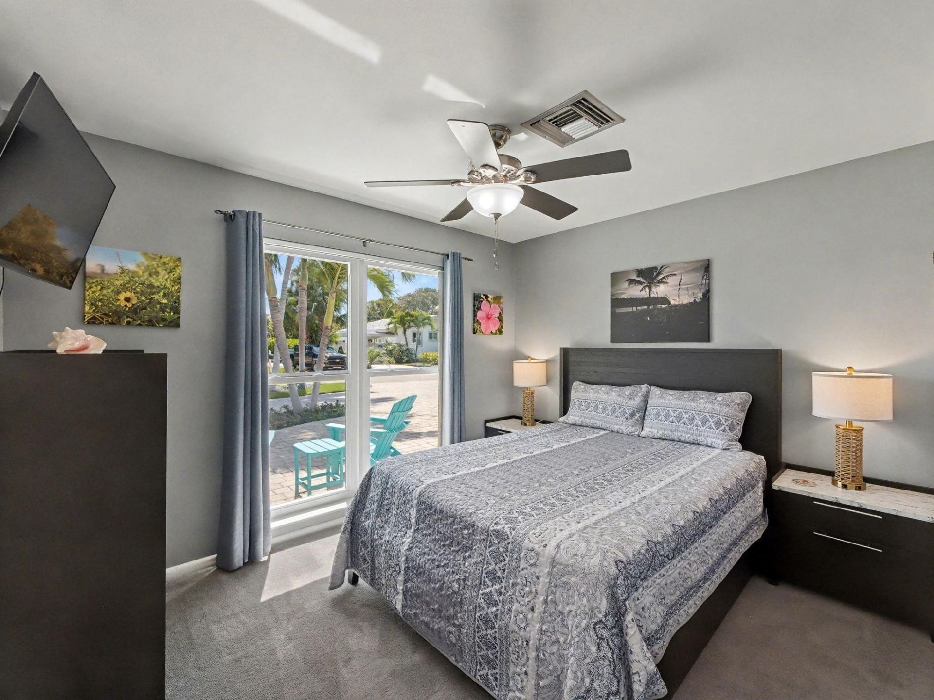 219 Blossom Ln, Palm Beach Shores, FL 33404 Photo